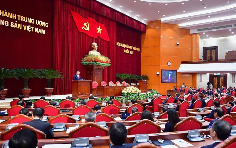 Hội nghị lần thứ 11 Ban Chấp hành Trung ương khóa 13 